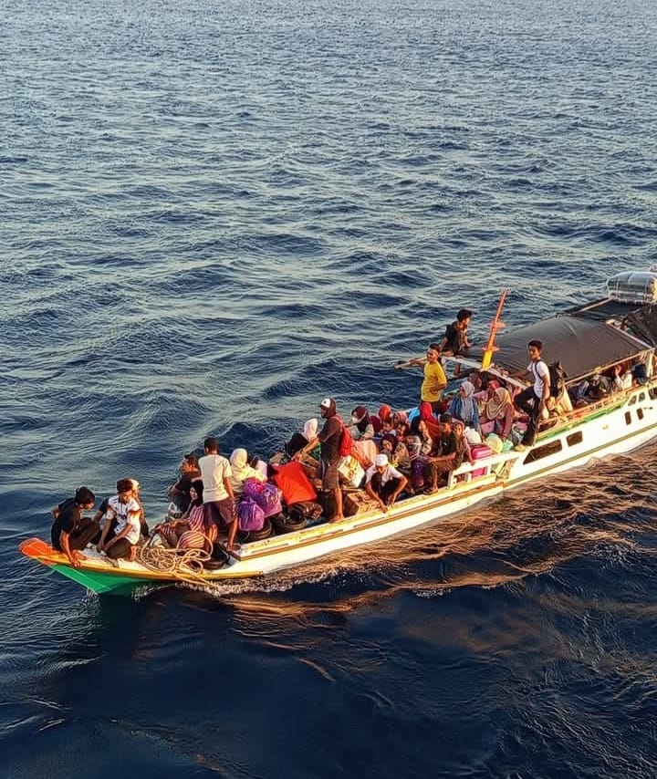 Koalisi Lintas Mahasiswa Pertanyakan Kegiatan Embarkasi dan Debarkasi KM Sabuk Nusantara 85 di Tengah Laut